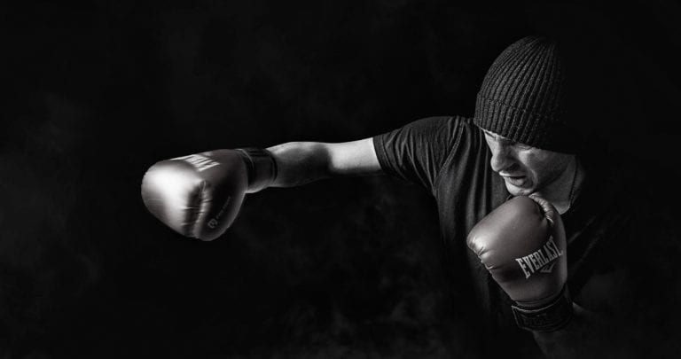 meilleur appareil photo hybride du marché : top 10 23 une prise dans l'obscurit par l'a9 le meilleur appareil photo hybride pour photographie de sport