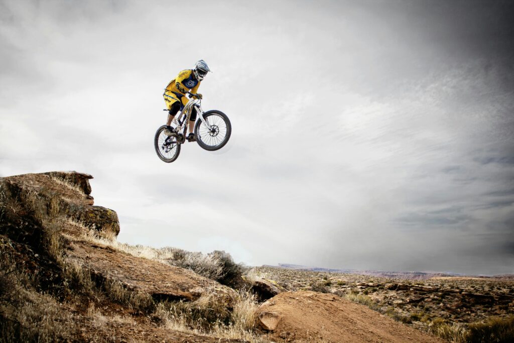 RAW vs JPEG : 8 bonnes raisons de privilégier le JPEG pour vos photos 2 jpeg vs raw - photo cycliste