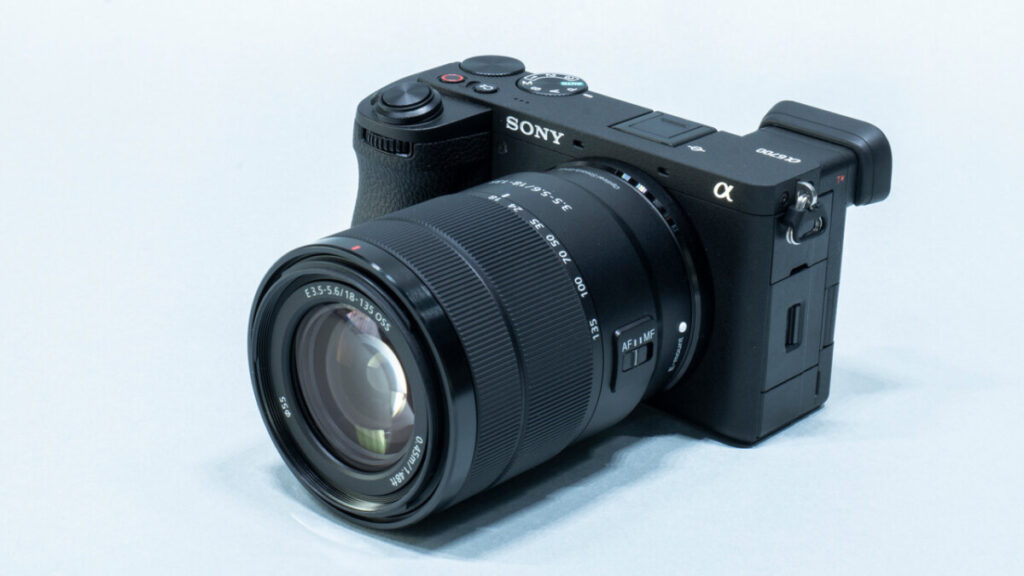 Sony α6700