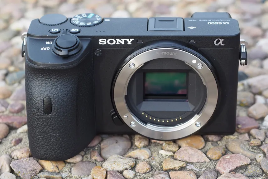 Sony A6600