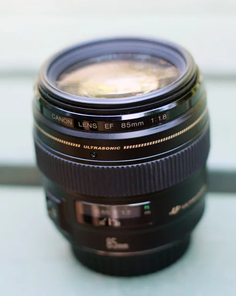 Comment Un Modeste Objectif De 85 mm Est Devenu Mon Objectif Préféré 2 85mm-objectif_favoris02