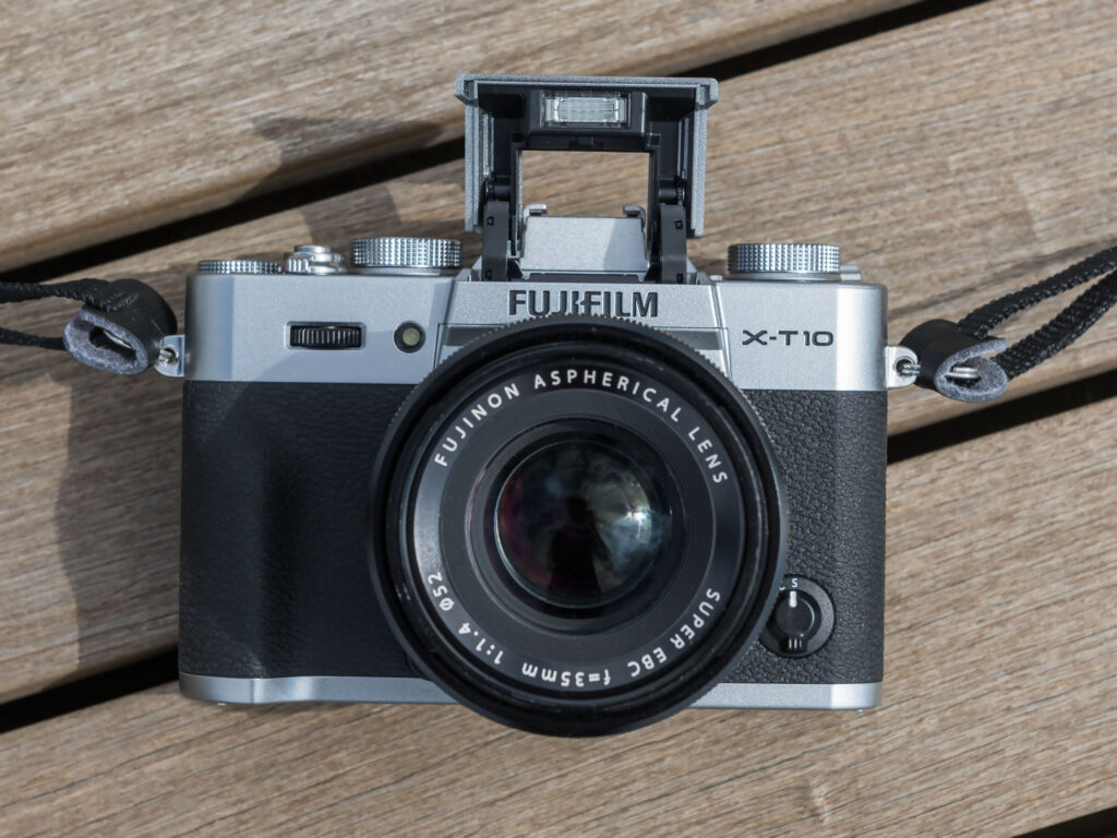 FUJIFILM X-T10
