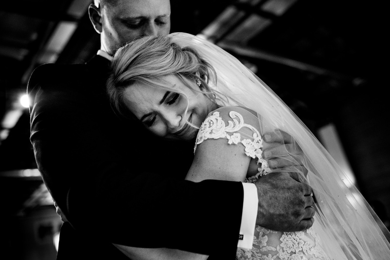 3 réglages à faire sur votre appareil photo hybride pour réussir vos photos de mariage 4 réglages_appareil_photo_hybride_réussir_photos_mariage_