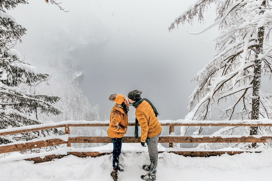 couple_embrasse