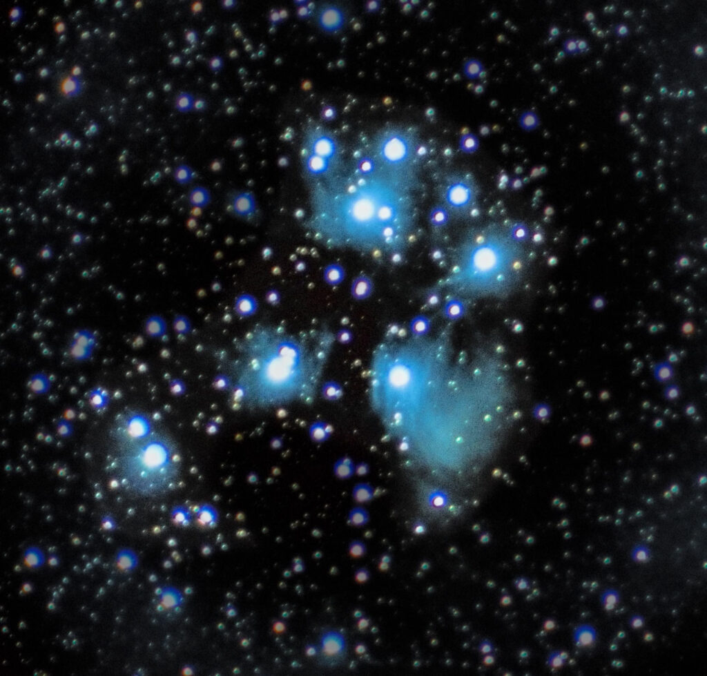 15 galaxies, nébuleuses et astres à photographier sans télescope 10 les pléades